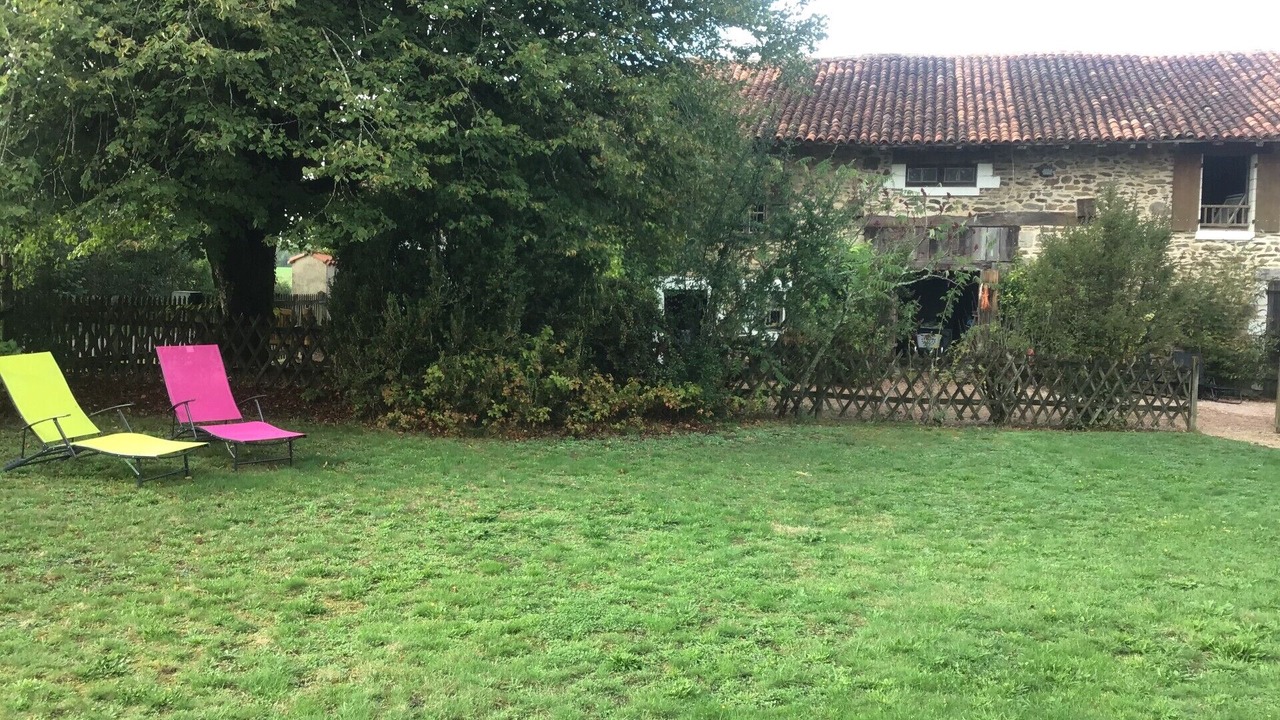 Photo of Outdoor in Saint-Saud-Lacoussiere