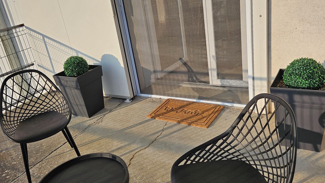Photo of Patio Balcony in Maine-de-Boixe