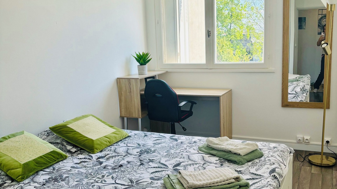 Photo of Bedroom in Merignac