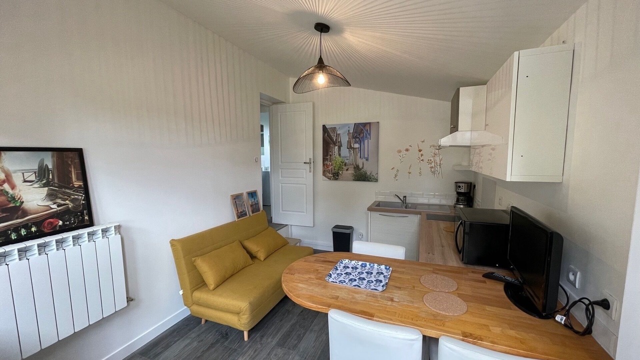 Photo of Livingroom in Saint-Medard-en-Jalles