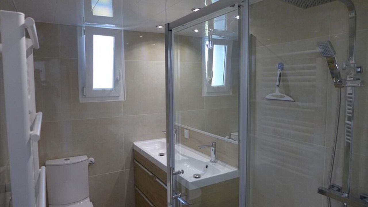 Photo of Bathroom in LHoumeau