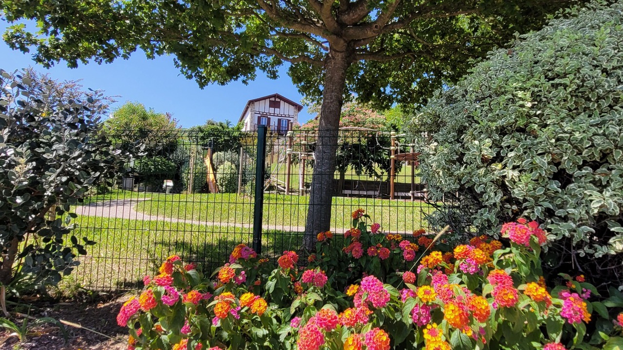 Photo of Outdoor in Arbonne