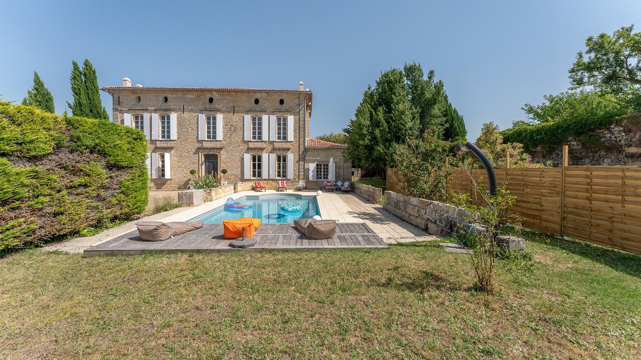 Photo of Outdoor in Virsac