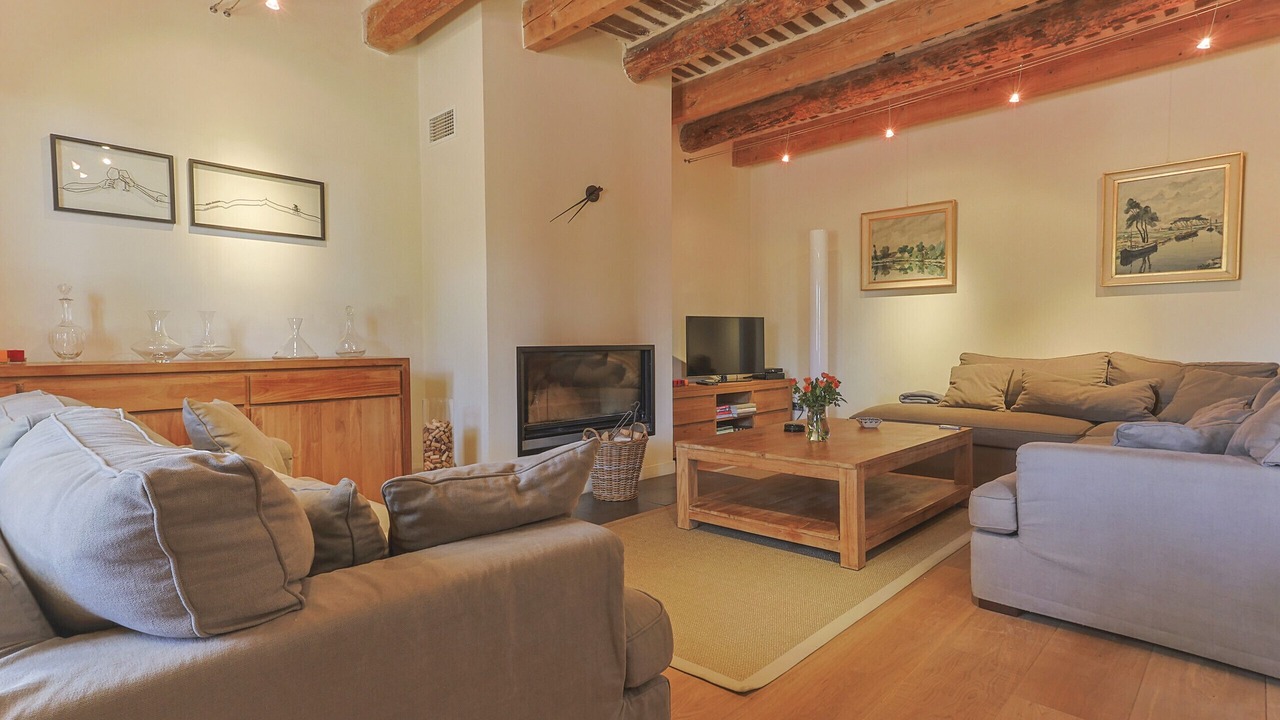 Photo of Livingroom in Sablet