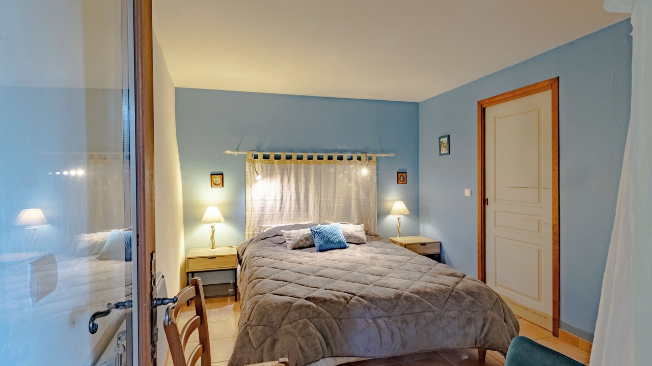 Photo of Bedroom in Beynac-et-Cazenac