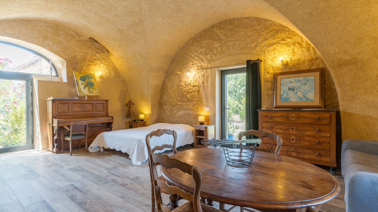 Photo of Bedroom in Vaugines