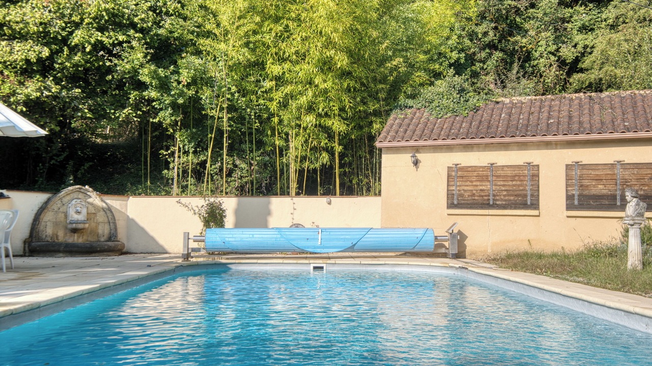 Photo of Outdoor in Saint-Andre-dAllas