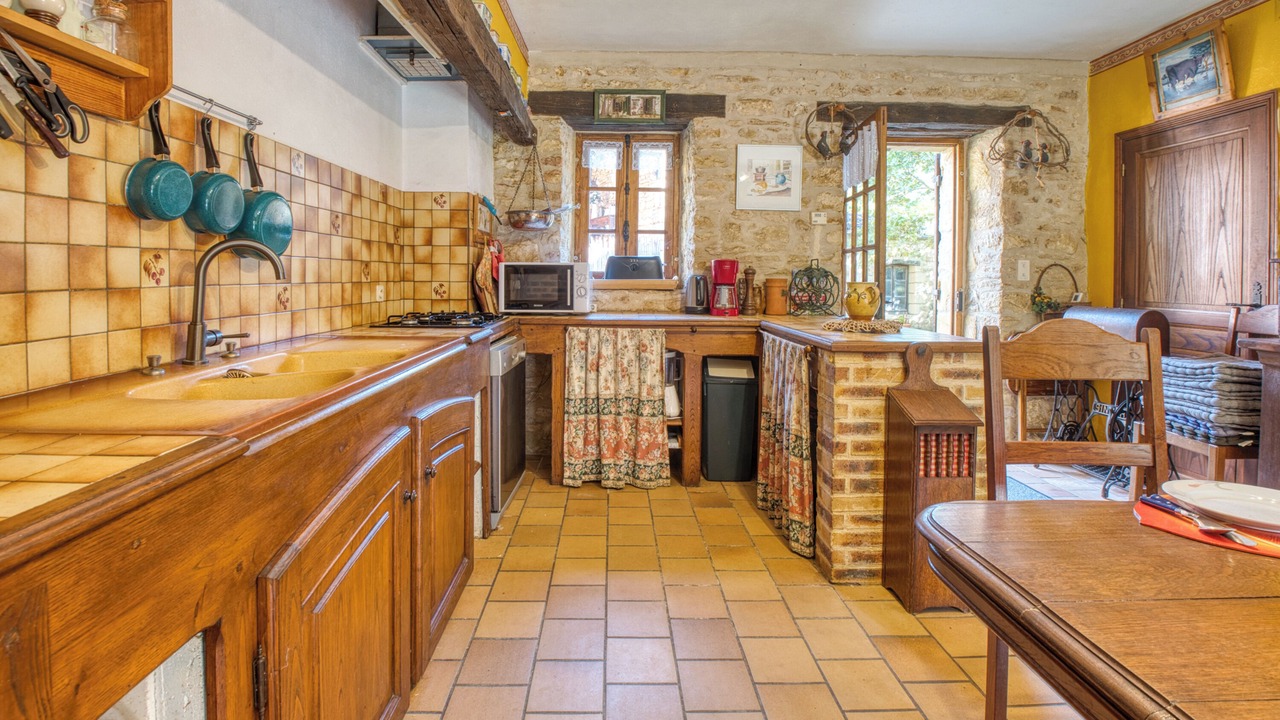Photo of Kitchen in Saint-Andre-dAllas