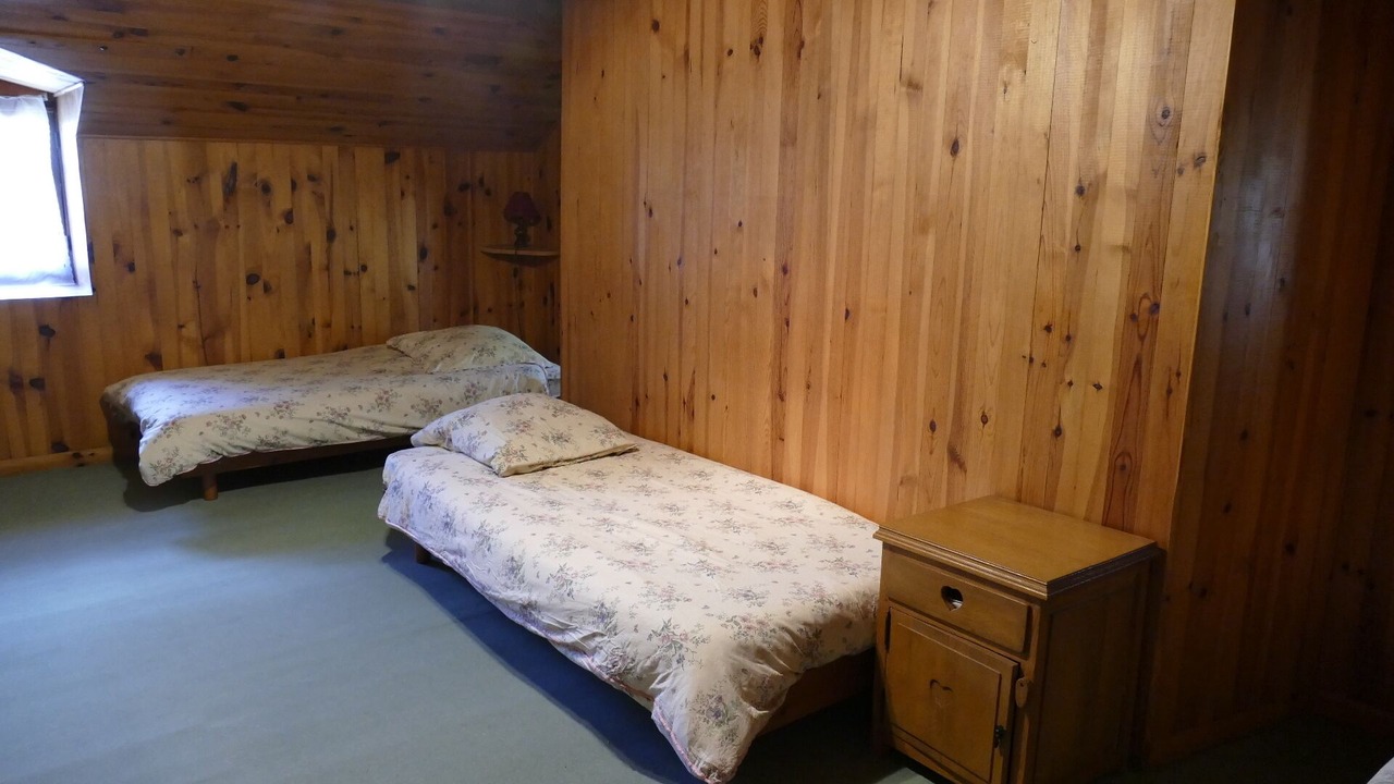 Photo of Bedroom in Saint-Martin-des-Combes