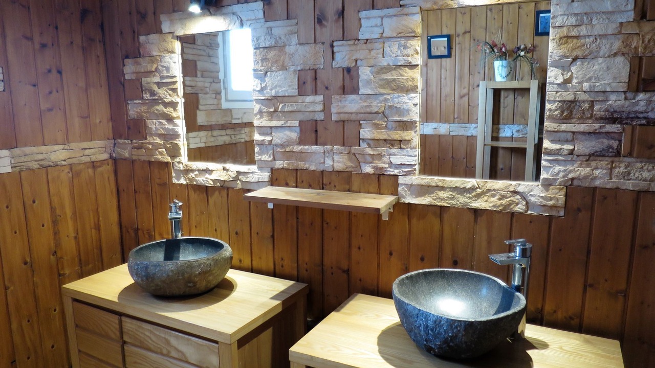 Photo of Bathroom in Civrac-en-Medoc