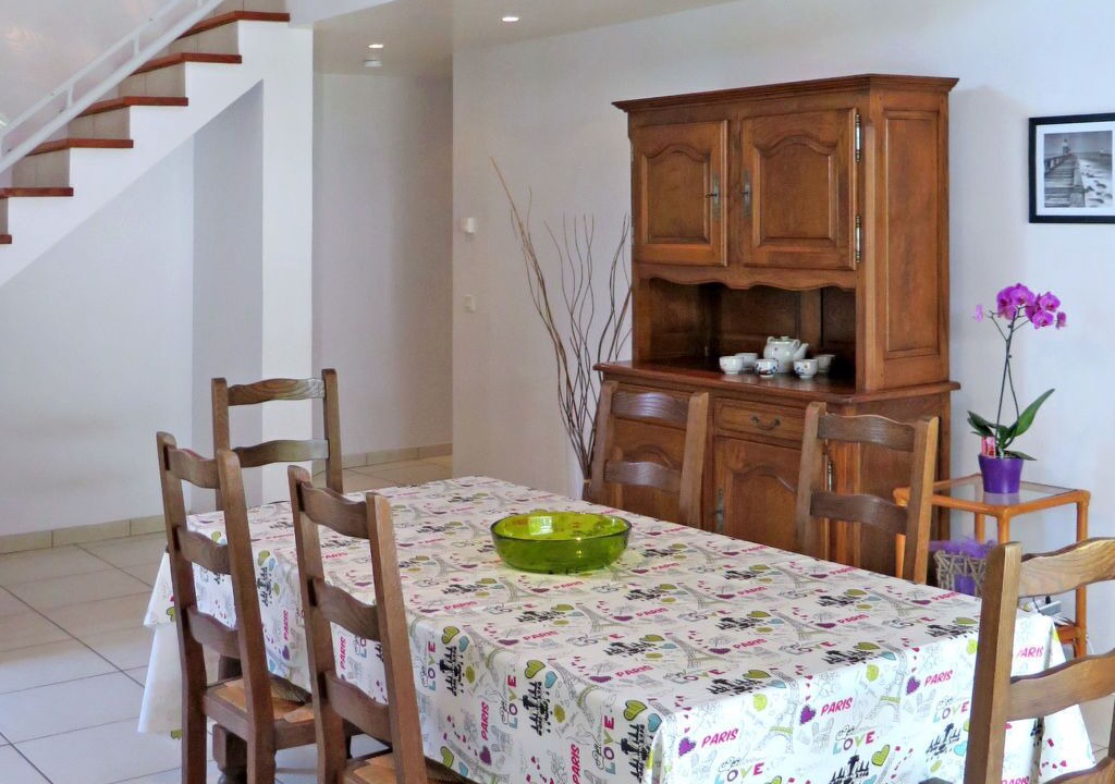 Photo of Bedroom in Messanges