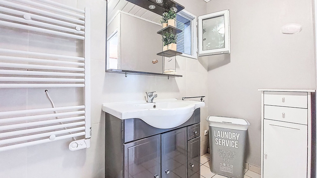 Photo of Bathroom in Begadan