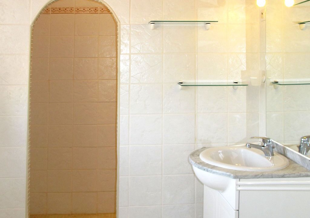 Photo of Bathroom in Forcalqueiret