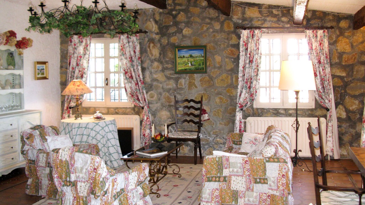 Photo of Livingroom in Forcalqueiret