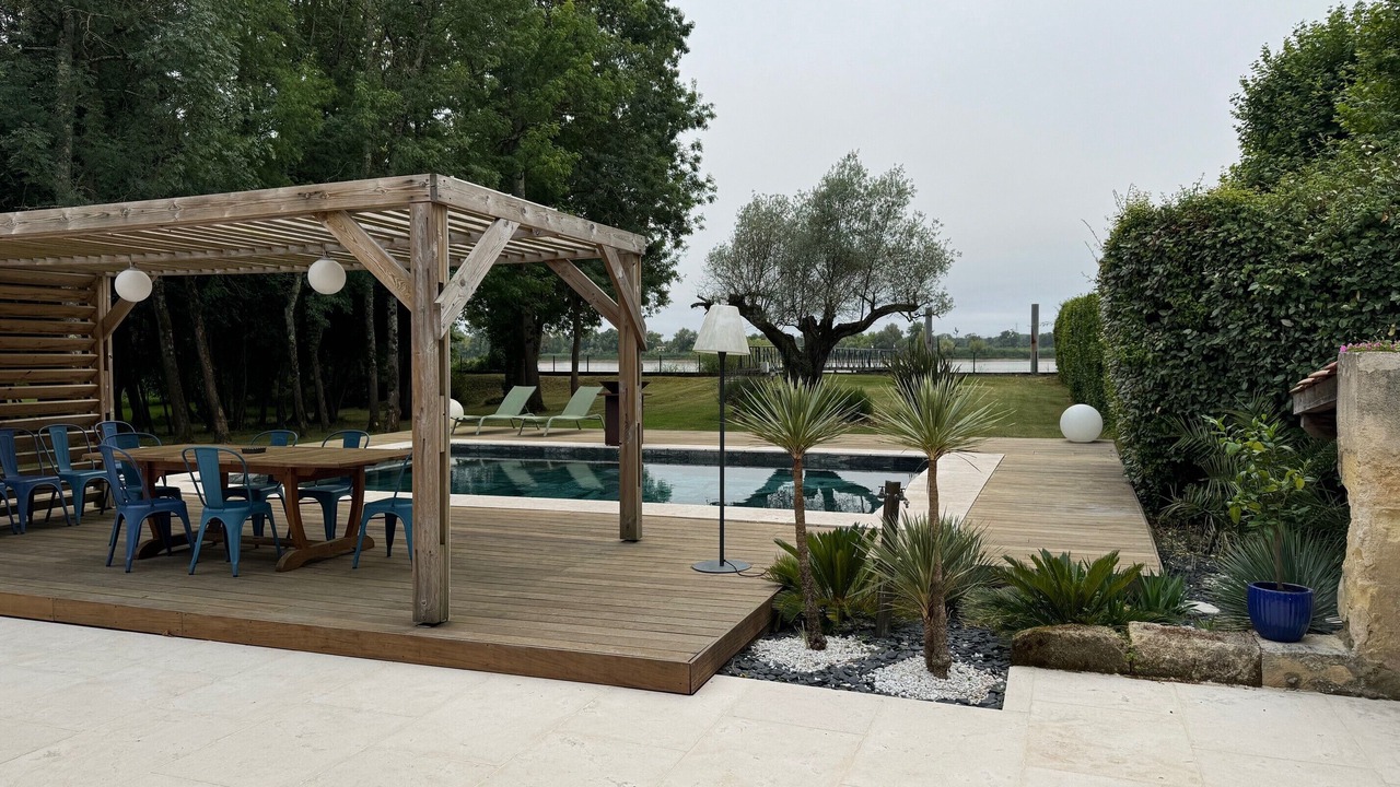 Photo of Outdoor in Camblanes-et-Meynac