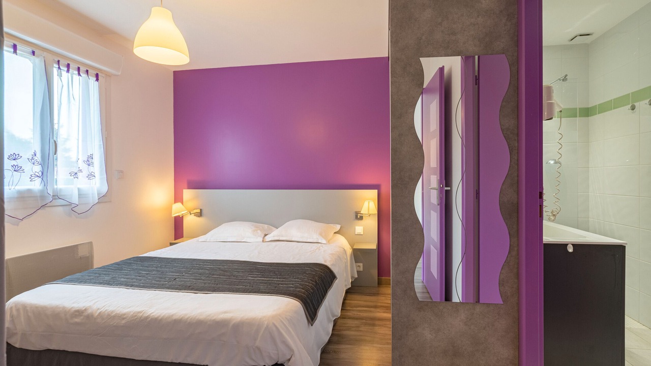 Photo of Bedroom in Saint-Simon-de-Bordes