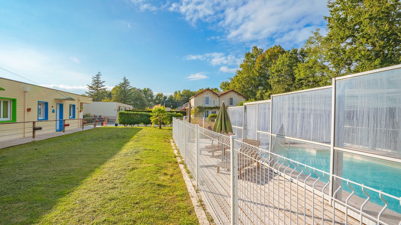 Photo of Outdoor in Saint-Simon-de-Bordes