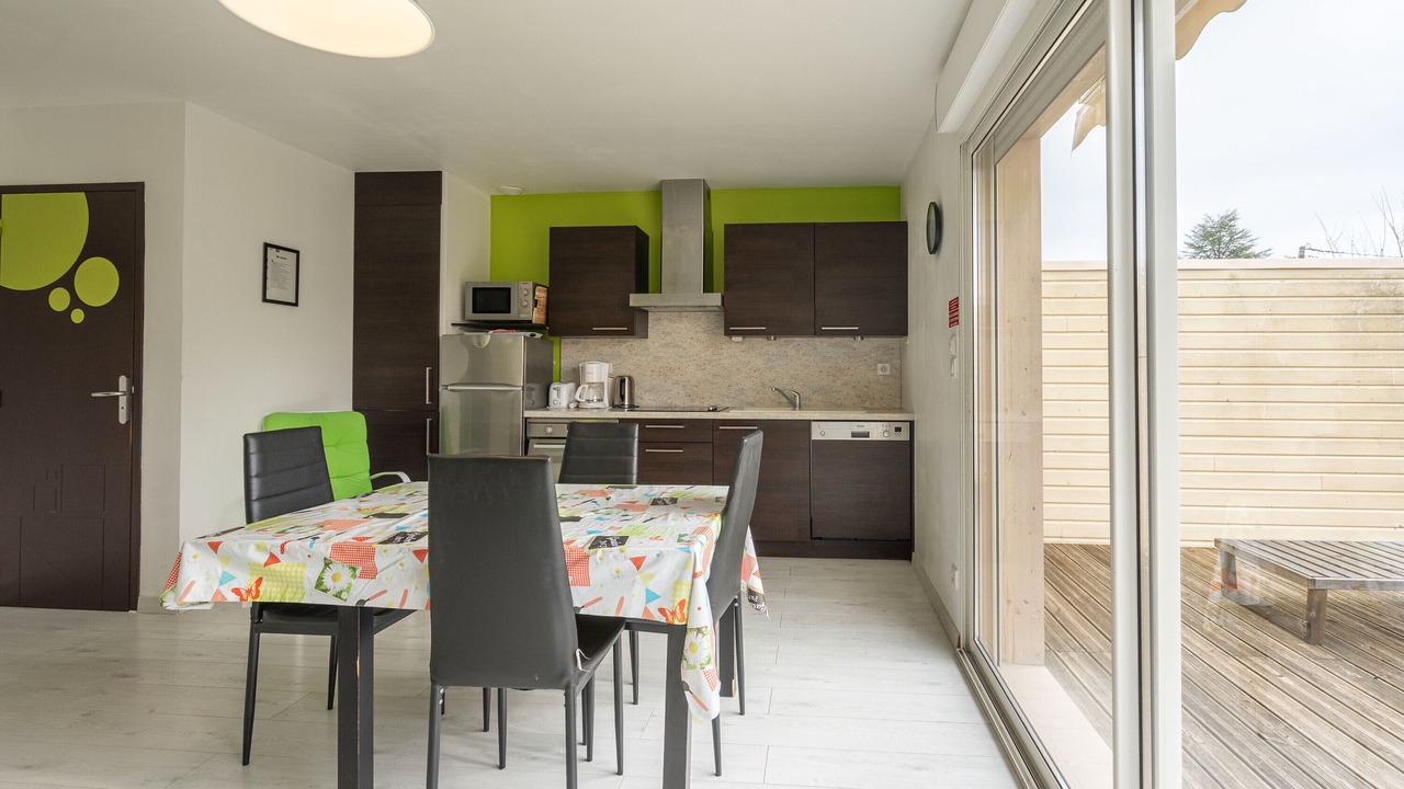 Photo of Kitchen in Saint-Simon-de-Bordes