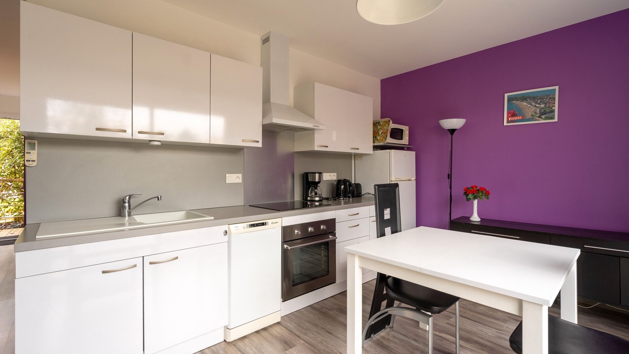 Photo of Kitchen in Saint-Simon-de-Bordes