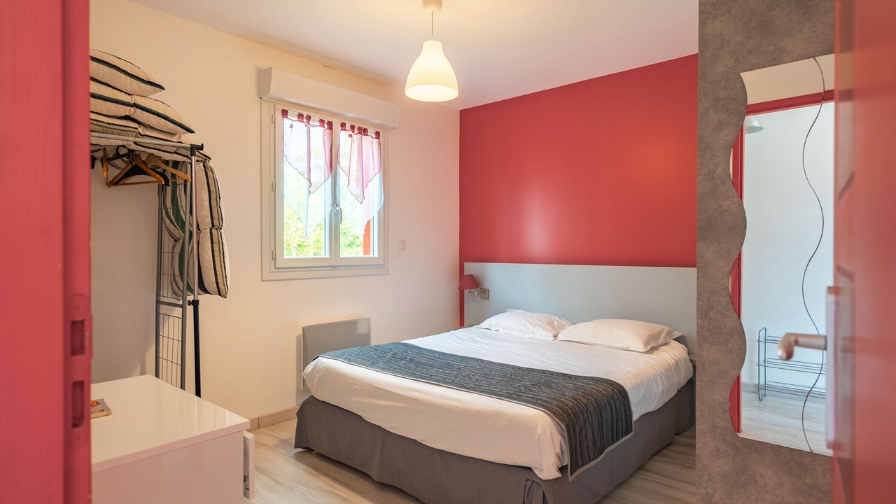 Photo of Bedroom in Saint-Simon-de-Bordes