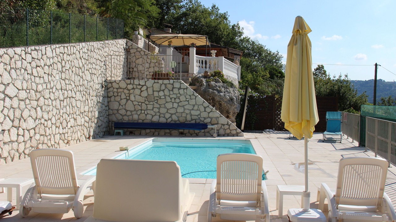 Photo of Outdoor in Gattieres