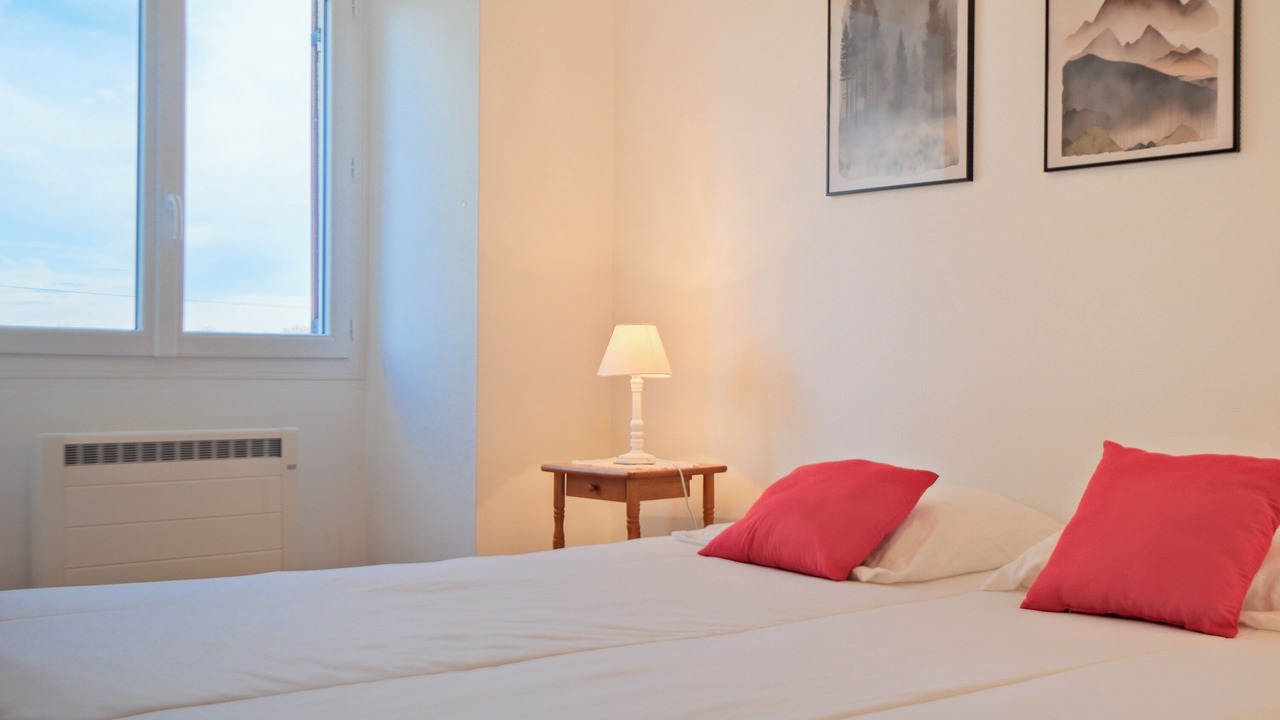 Photo of Bedroom in Saint-Meard-de-Drone