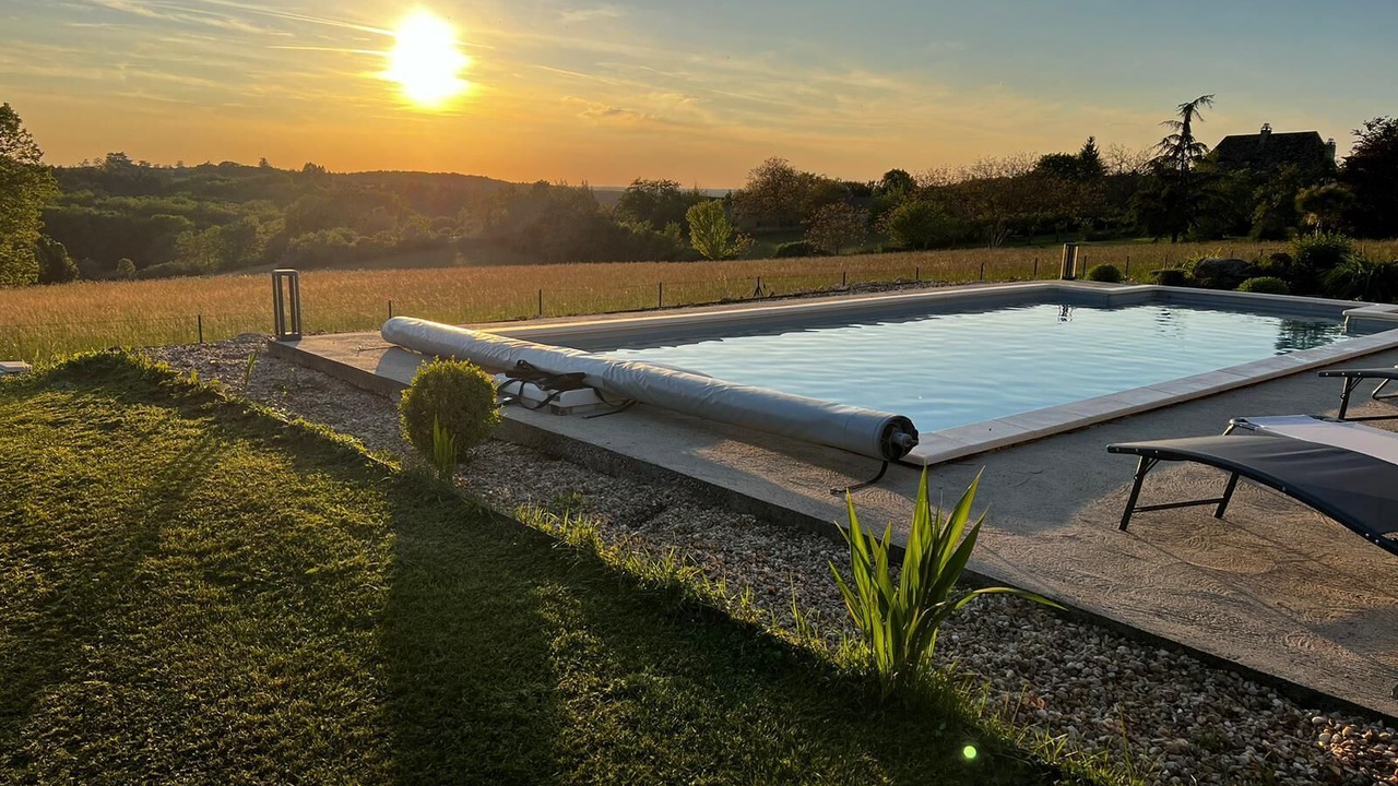 Photo of Outdoor in Pontours