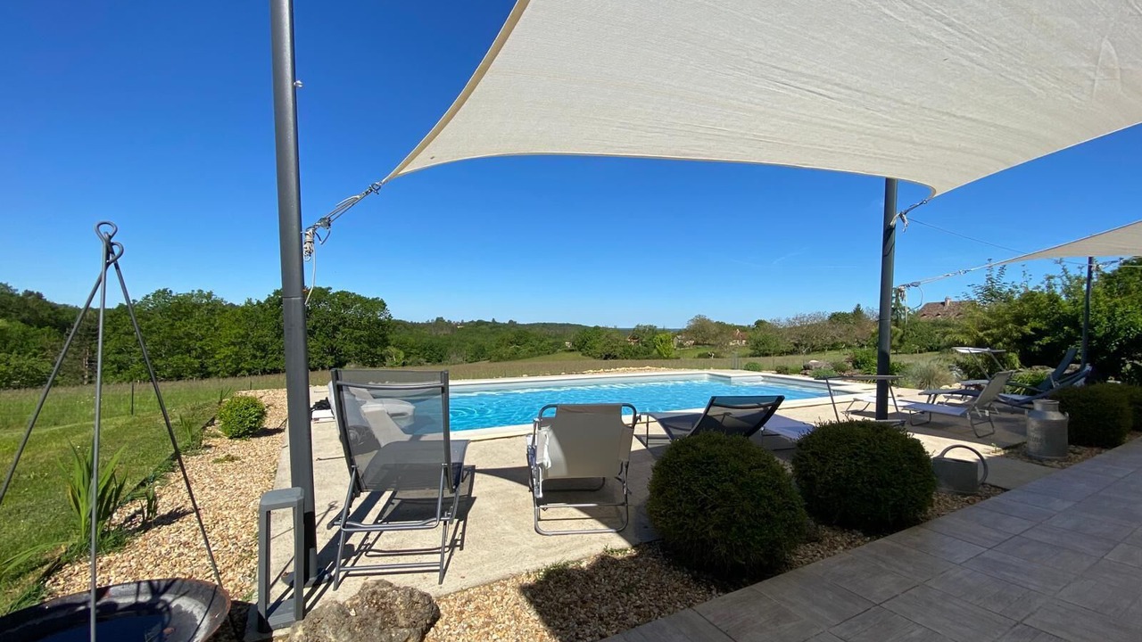 Photo of Outdoor in Pontours