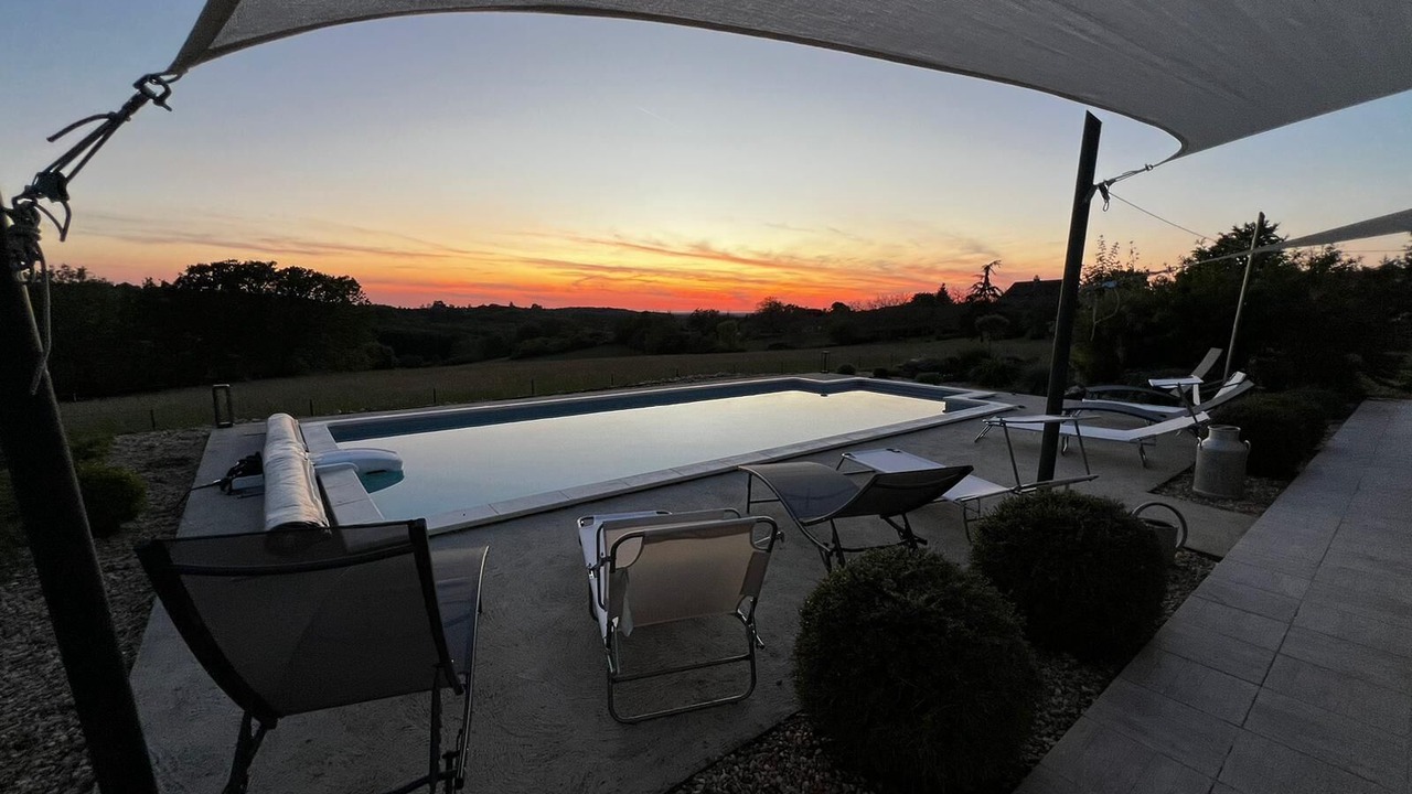 Photo of Outdoor in Pontours