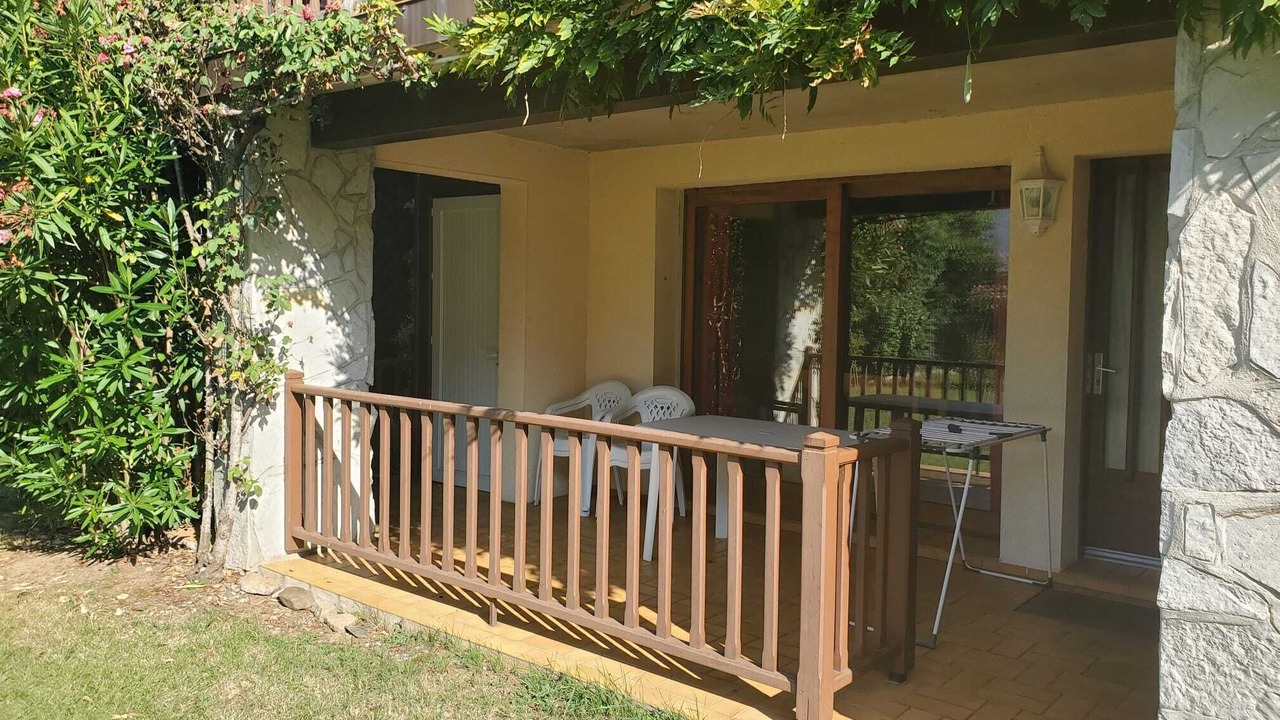 Photo of Patio Balcony in Aste-Beon