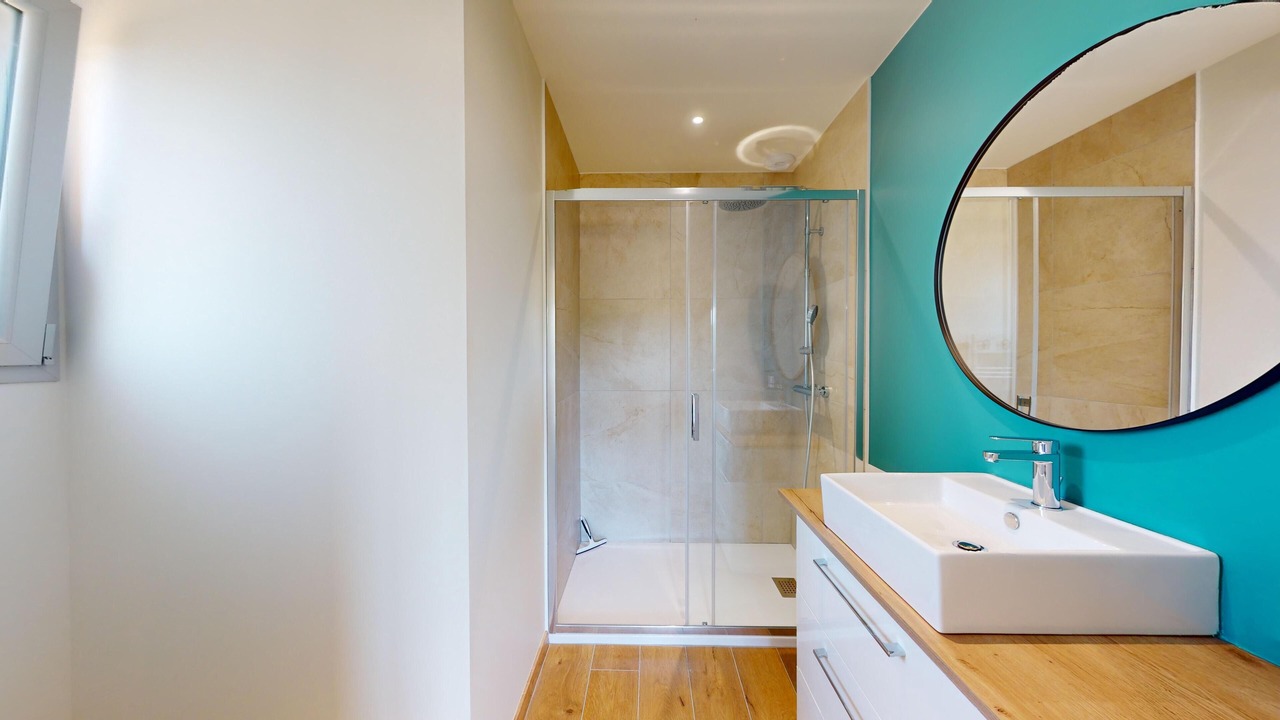 Photo of Bathroom in Cadaujac