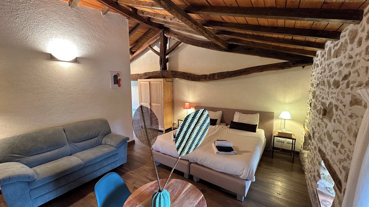 Photo of Bedroom in Montbron
