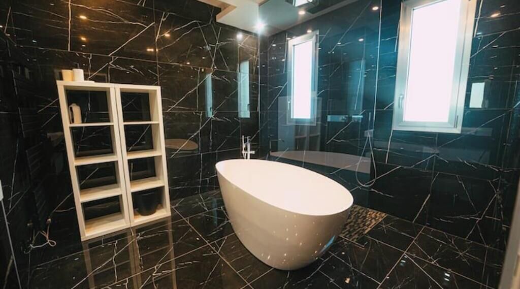 Photo of Bathroom in Mimet