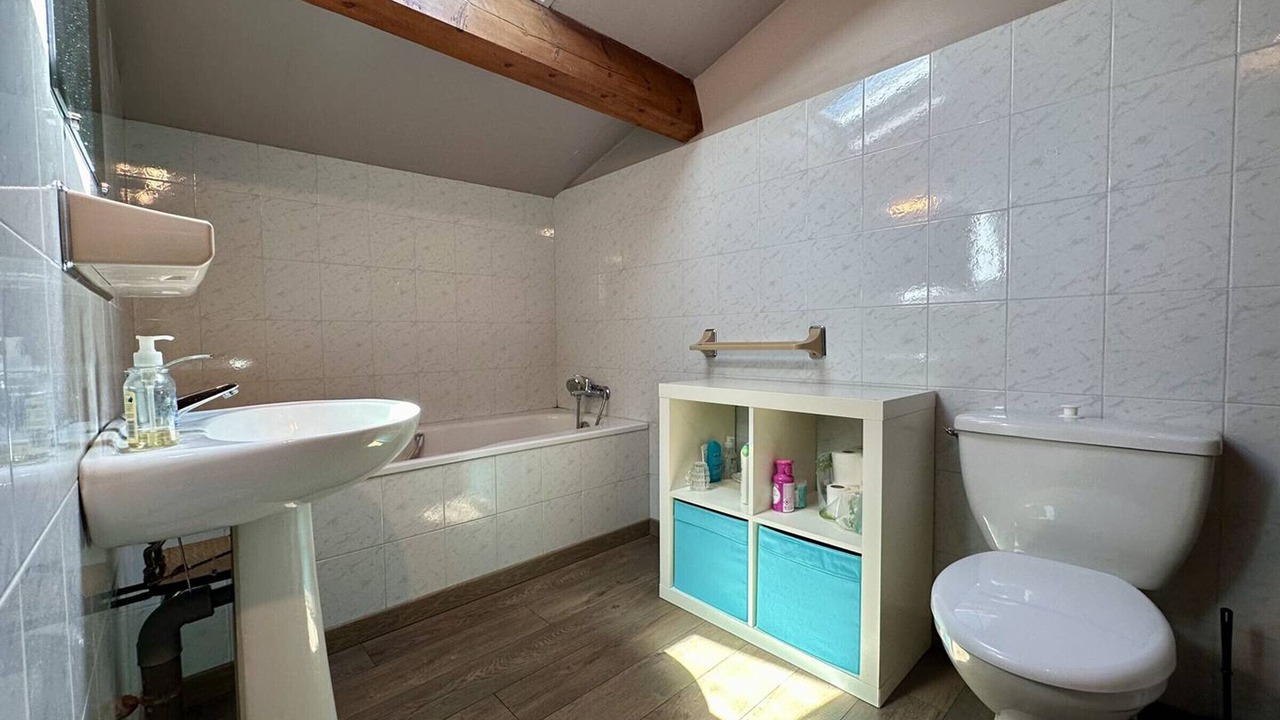 Photo of Bathroom in Cheray