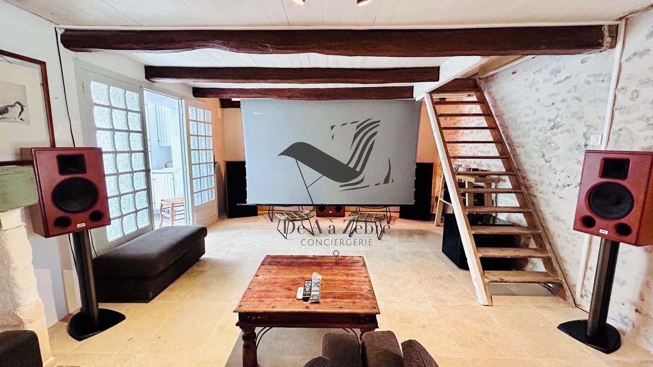 Photo of Livingroom in Port-des-Barques