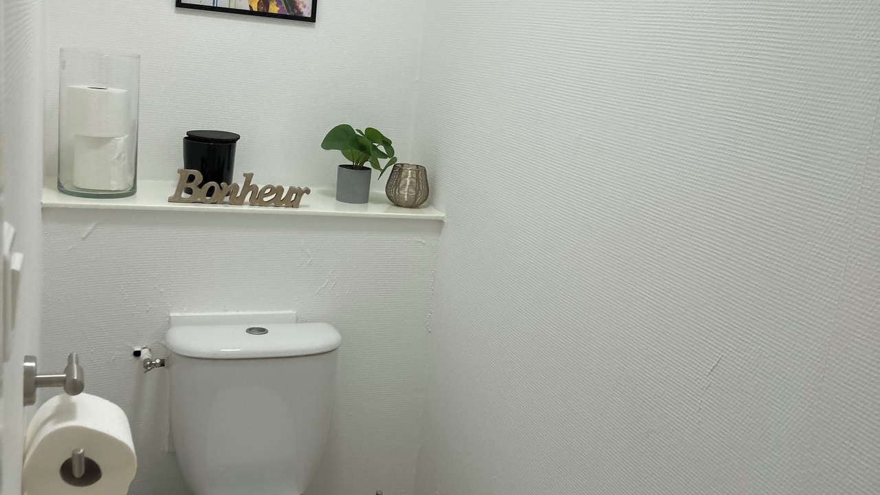 Photo of Bathroom in Sarlat-la-Caneda Historic Center