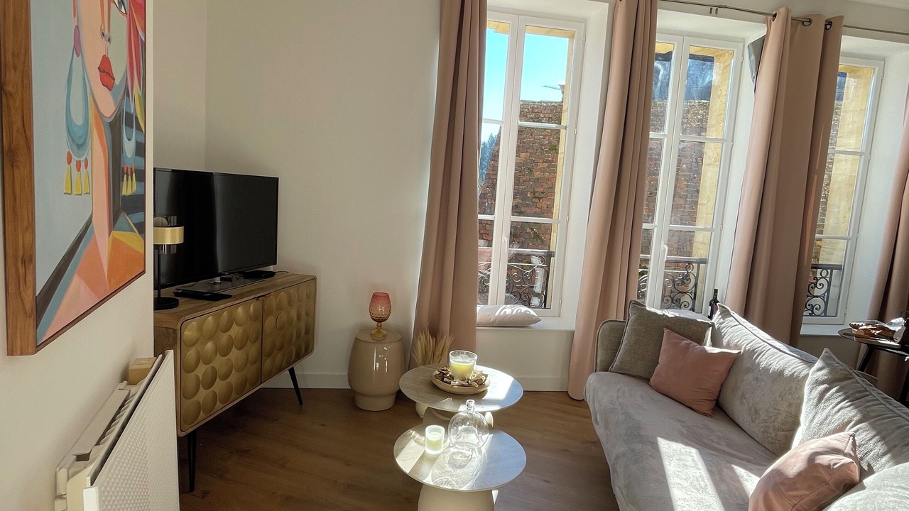Photo of Livingroom in Sarlat-la-Caneda Historic Center