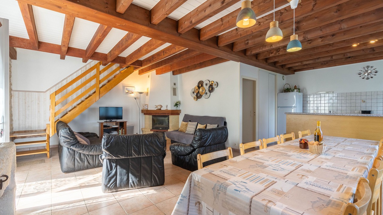 Photo of Livingroom in La Gripperie-Saint-Symphorien