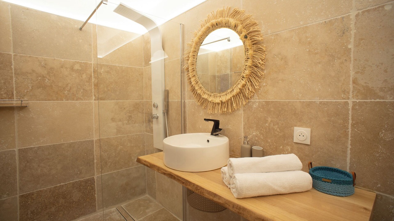Photo of Bathroom in Ginasservis