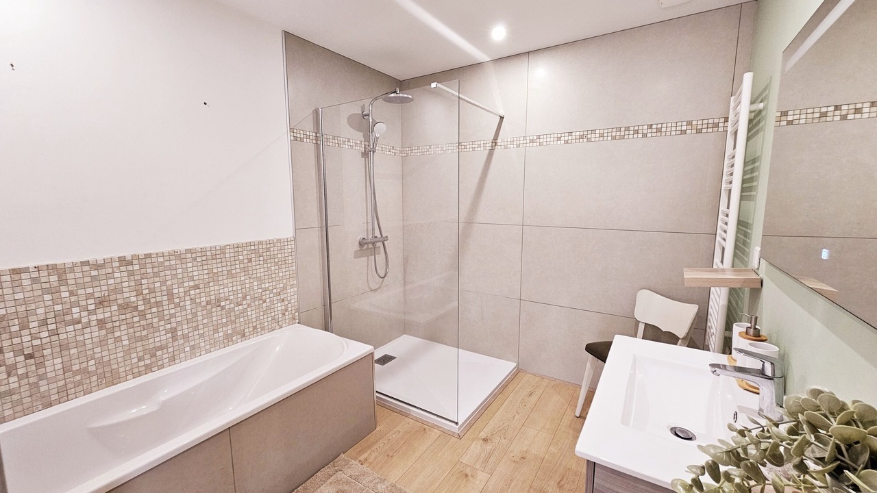 Photo of Bathroom in Magnac-sur-Touvre