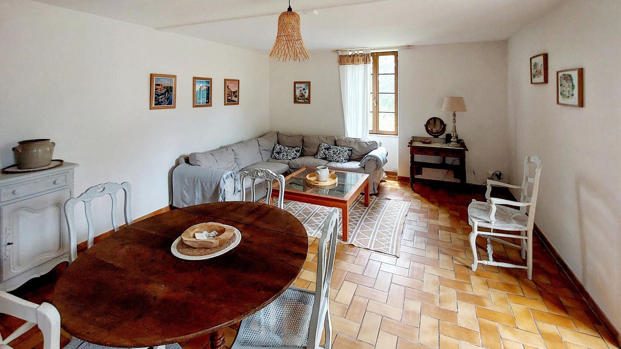 Photo of Bedroom in Saint-Privat-des-Pres