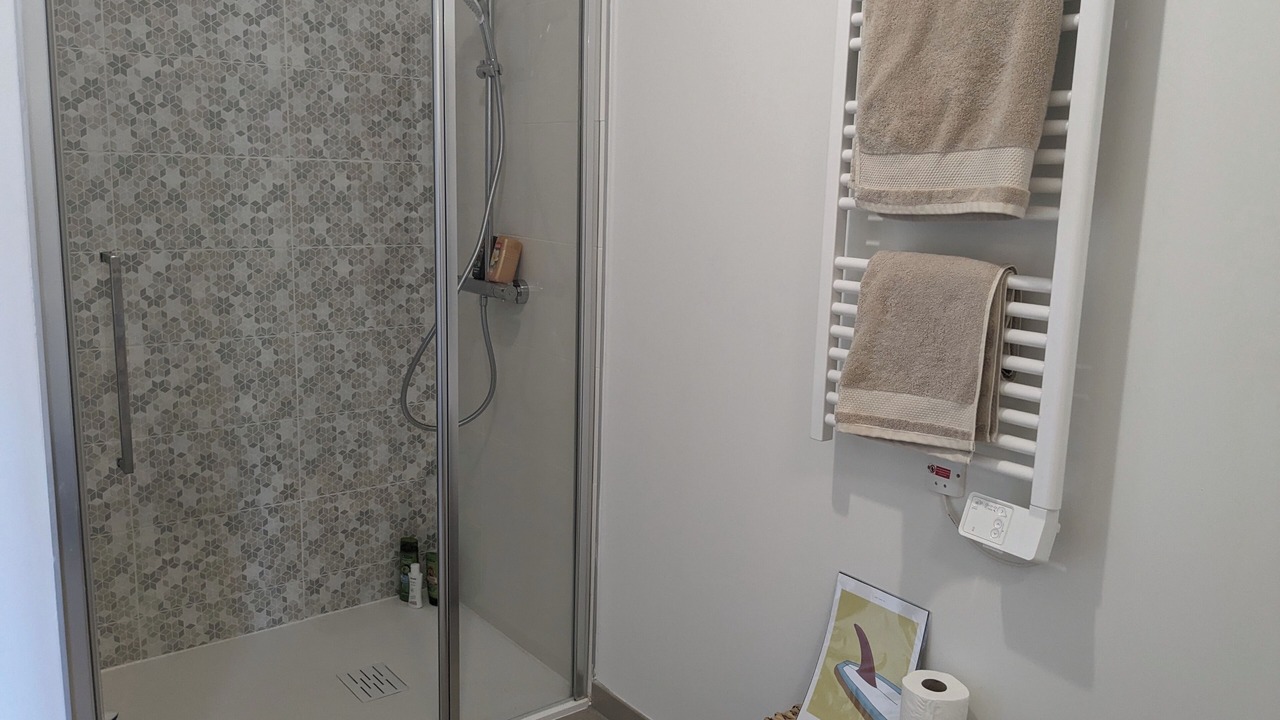 Photo of Bathroom in La Teste-de-Buch