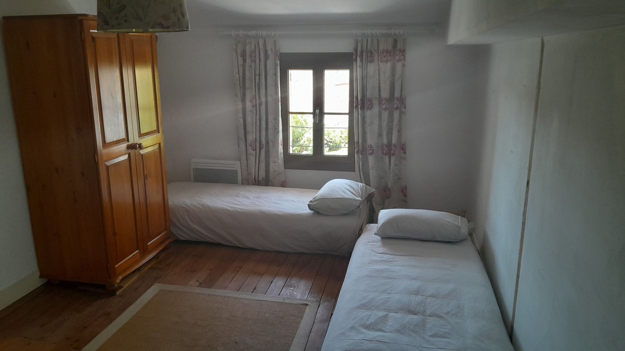 Photo of Bedroom in Clion