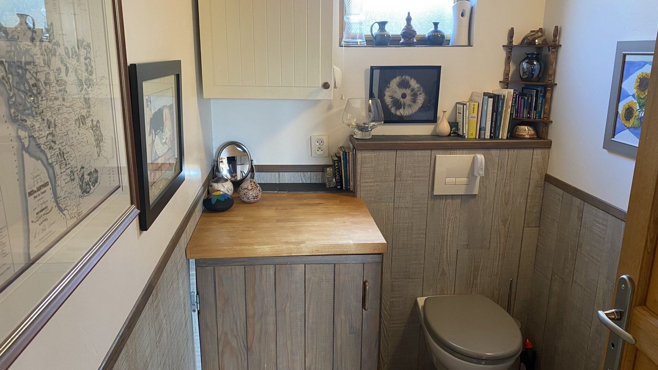 Photo of Bathroom in Clion