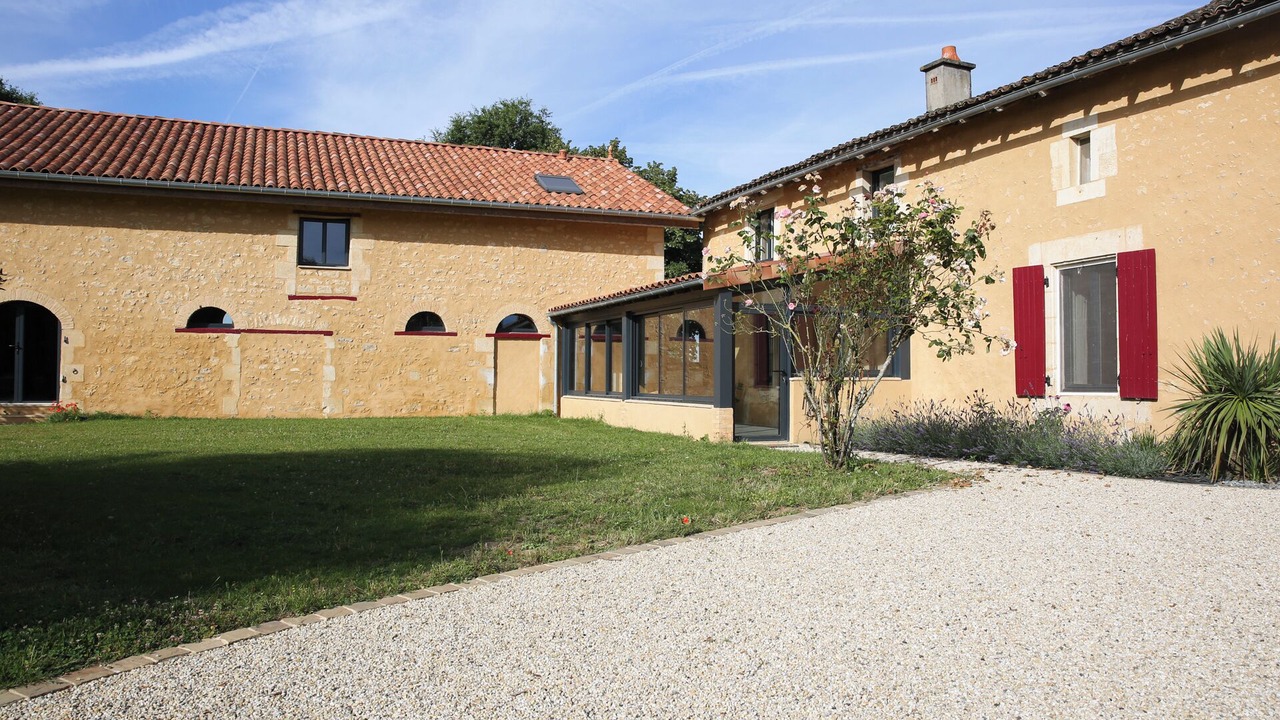 Photo of Outdoor in Vaux