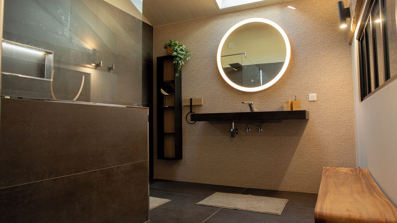 Photo of Bathroom in Vaux