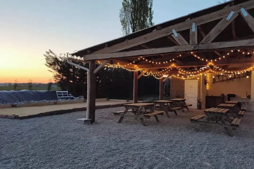 Photo of Outdoor in Bellon