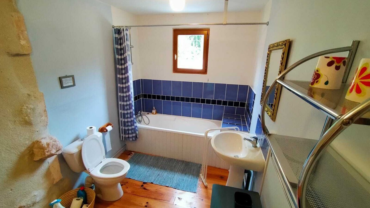 Photo of Bathroom in Bellon