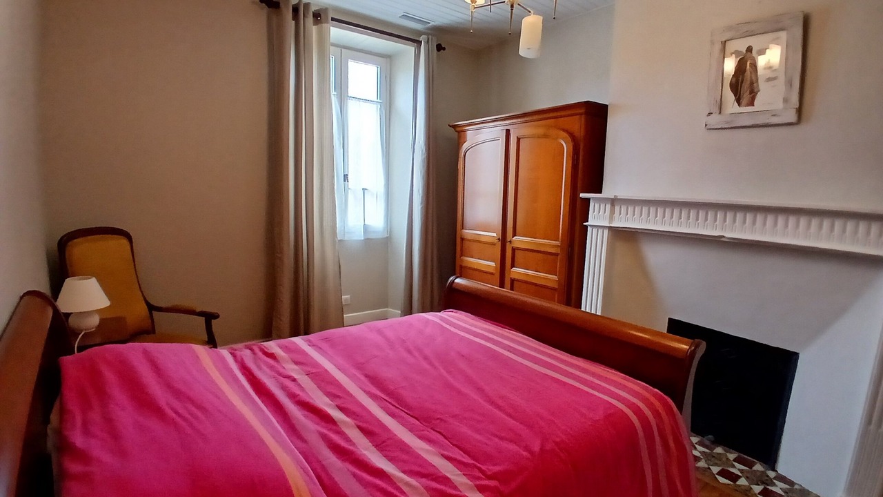 Photo of Bedroom in Saint-Leon-sur-Vezere