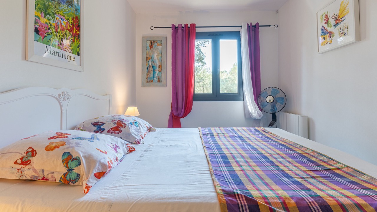Photo of Bedroom in Peypin